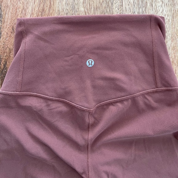 Unlimit High-Rise Crop 23" - Picture 9 of 12